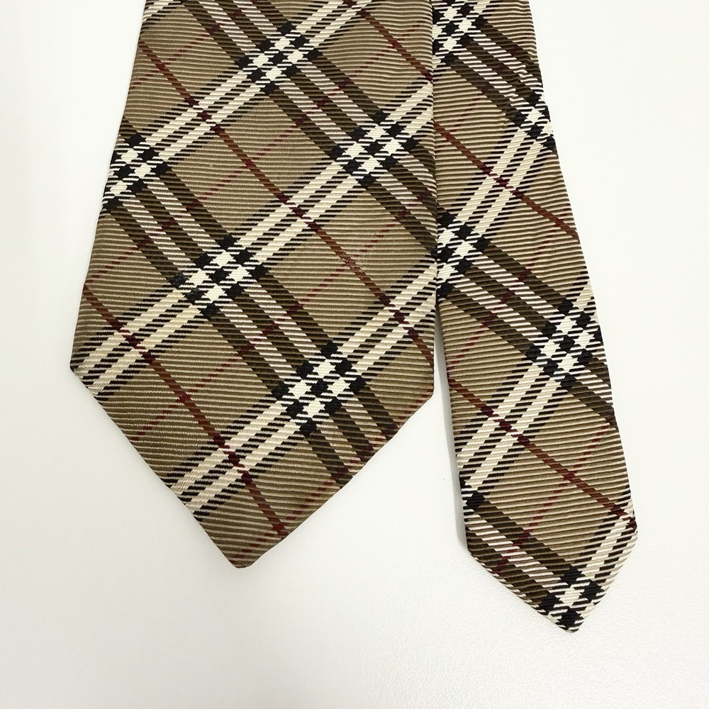 Burberry London Mens Tie Classic Brown Nova Check Plaid Silk 3.75" (W) x 59" (L)